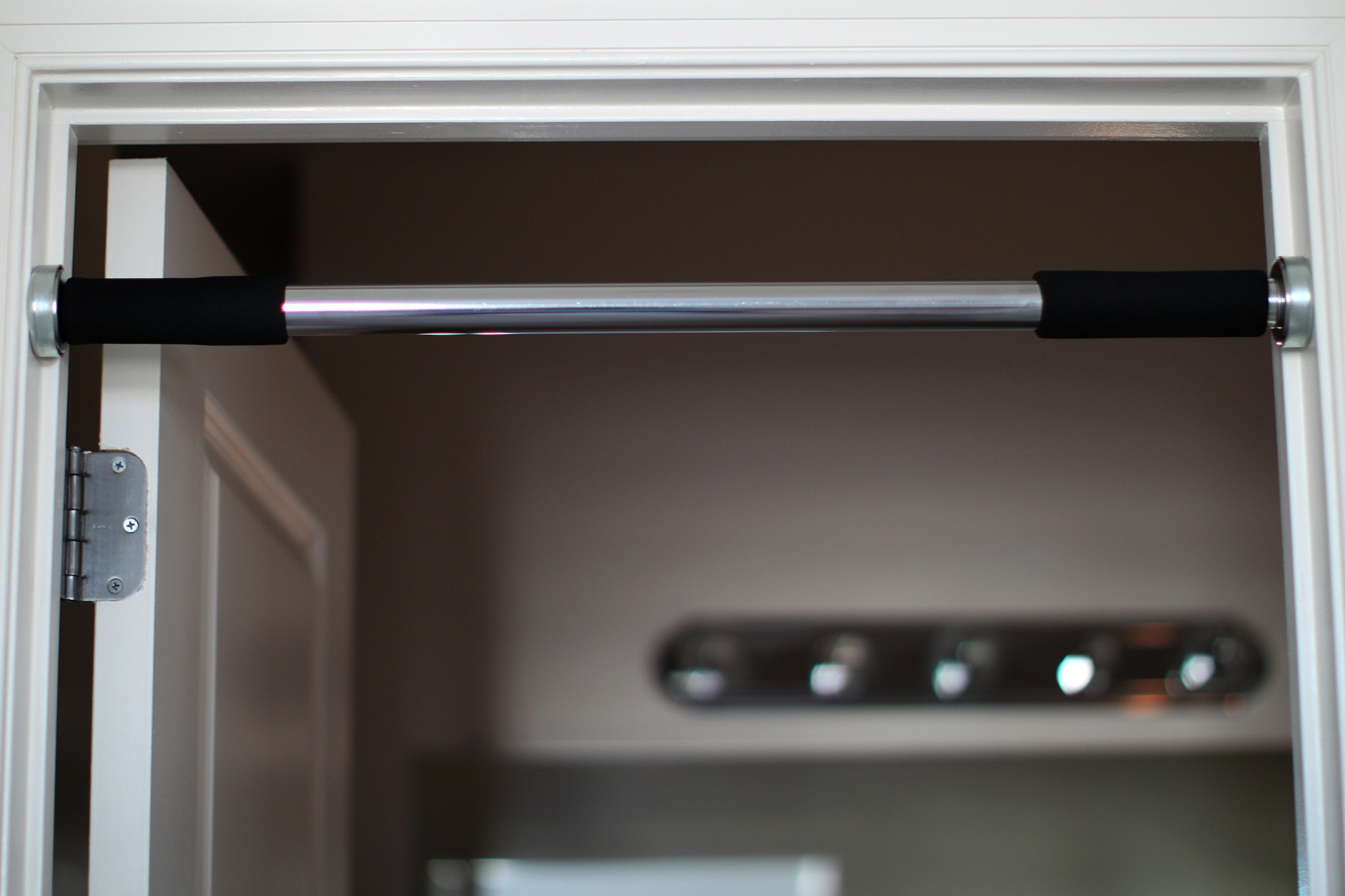 Pull-up bar – which one to choose and how often to practice?
