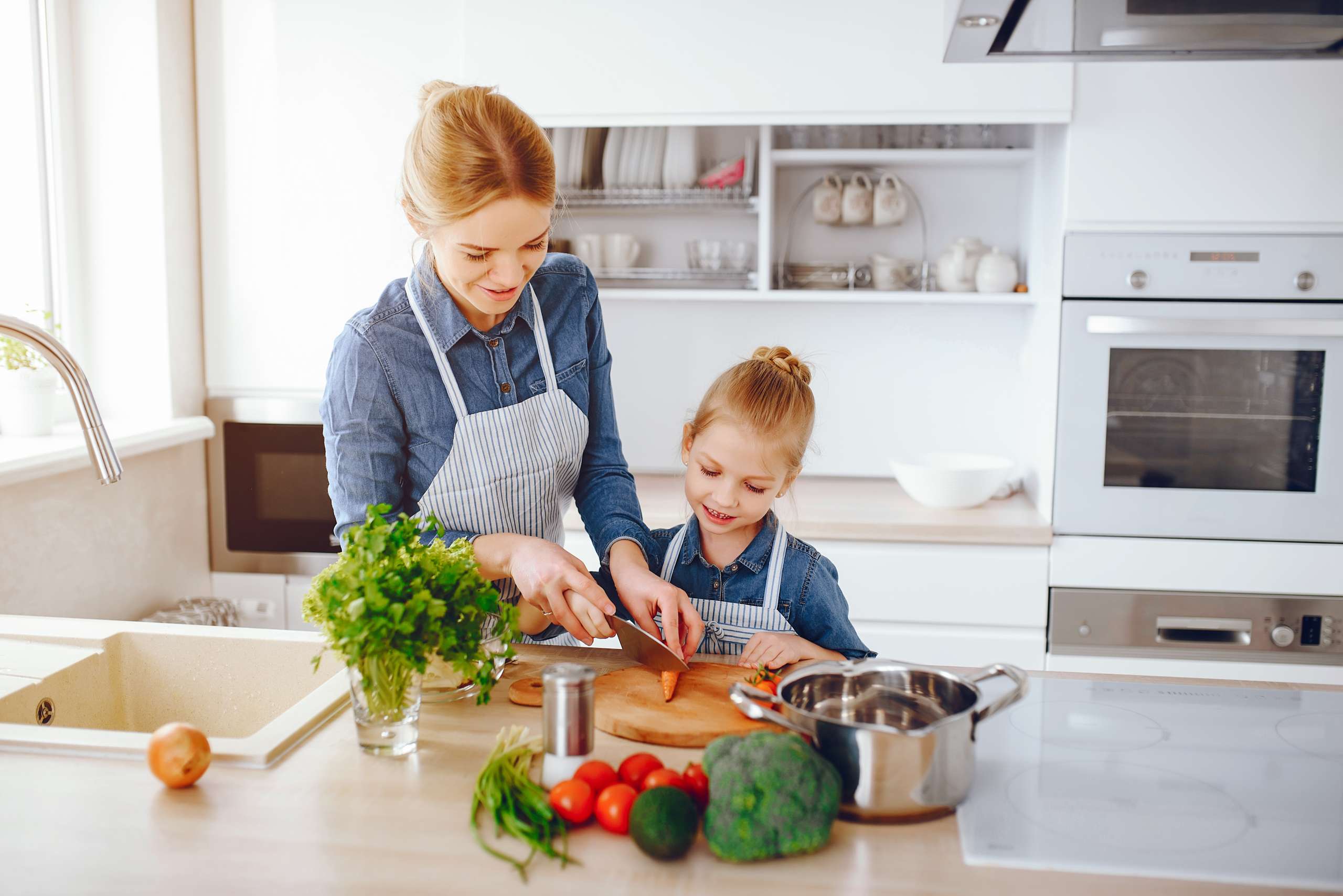 How to motivate your child to eat healthy?